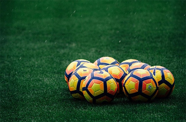 Three Things You Should Look Into Every Time You Place a Football Bet